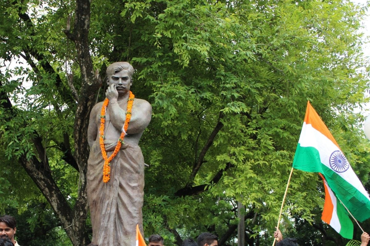 Chandra Shekhar Azad Birth Anniversary 2024: Celebrating a Revolutionary Icon of India's Freedom Struggle Chandra Shekhar Azad Birth Anniversary 2024: Celebrating a Revolutionary Icon of India's Freedom Struggle