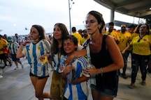 Copa America Final, Argentina vs Colombia: Fans Storm Hard Rock Stadium in Miami