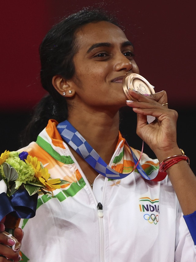 PV Sindhu to Neeraj Chopra: 8 Youngest, Below 24-Aged Indian Olympic Medalists